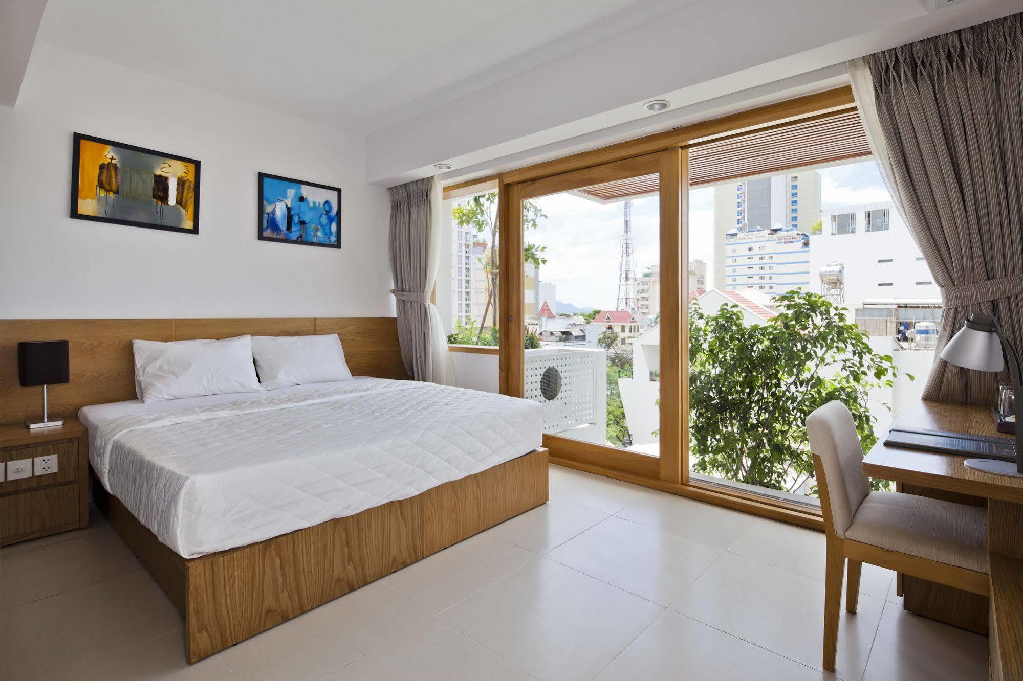 Golden Holiday Hotel Nha Trang Bagian luar foto